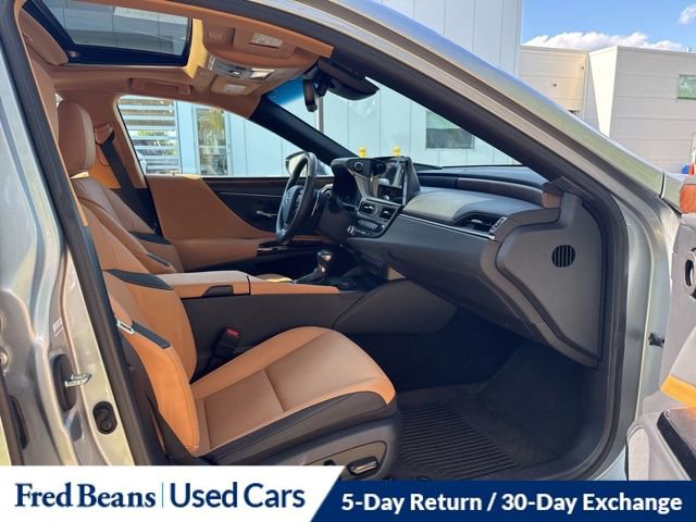 Used 2024 Lexus ES 350 w/ Premium Package FWD image 18