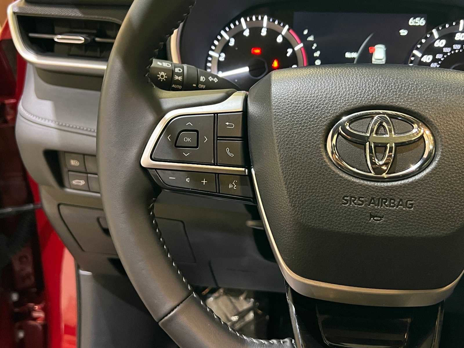 Certified 2024 Toyota Highlander XSE image 22