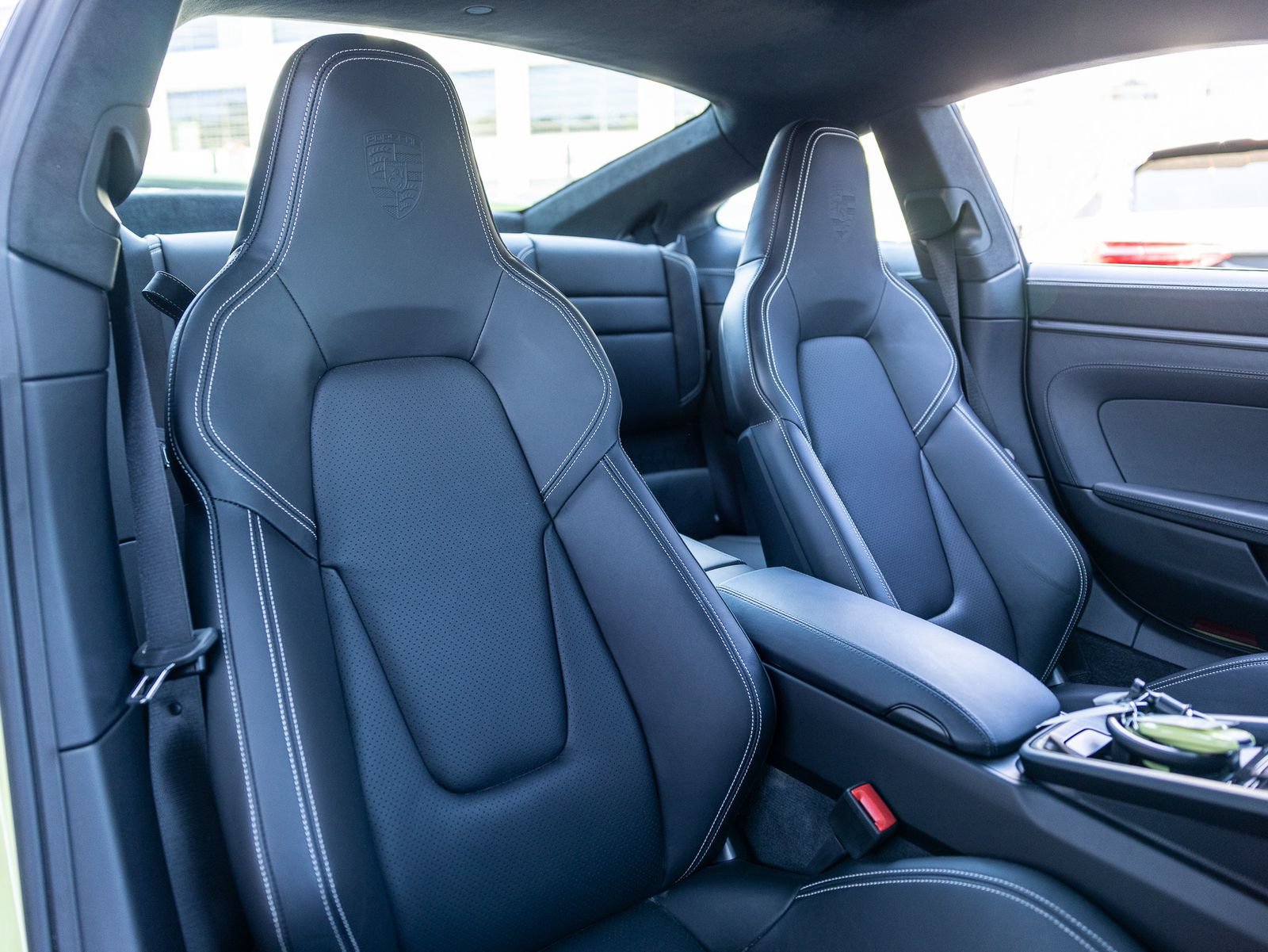 Certified 2026 Porsche 911 Carrera GTS RWD image 34