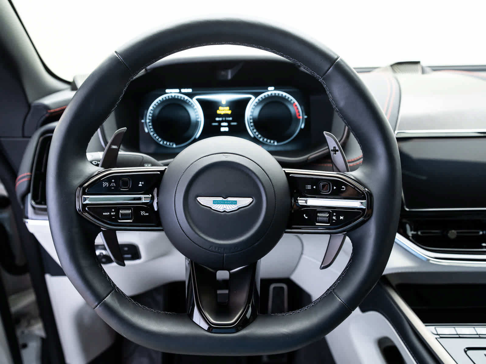 Used 2025 Aston Martin DBX 707 AWD/4WD image 22