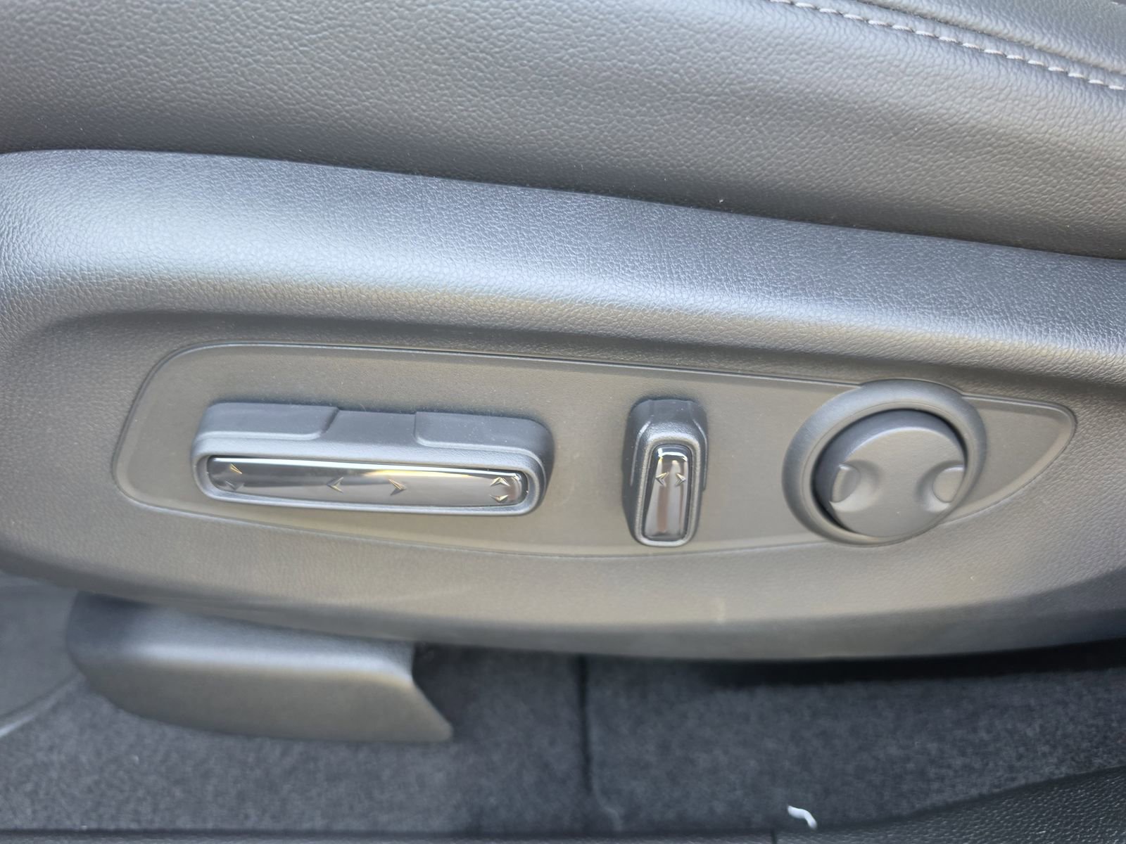 New 2026 Honda CR-V EX-L image 9
