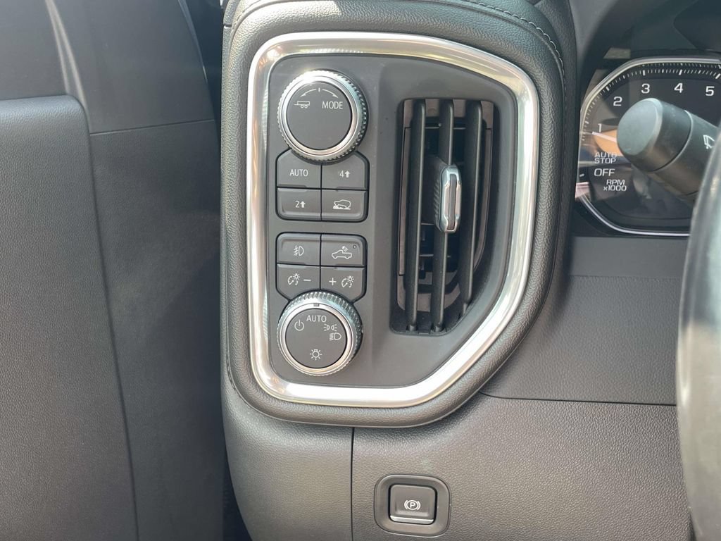 Used 2020 GMC Sierra 1500 Elevation w/ Elevation Value Package AWD/4WD image 23