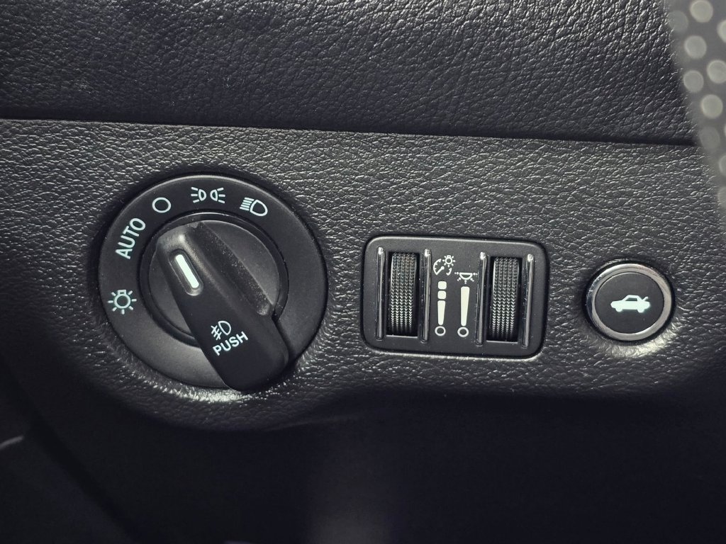 Used 2021 Dodge Challenger R/T RWD image 28