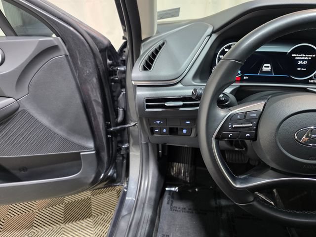 Used 2023 Hyundai Sonata SEL w/ Convenience Package FWD image 16