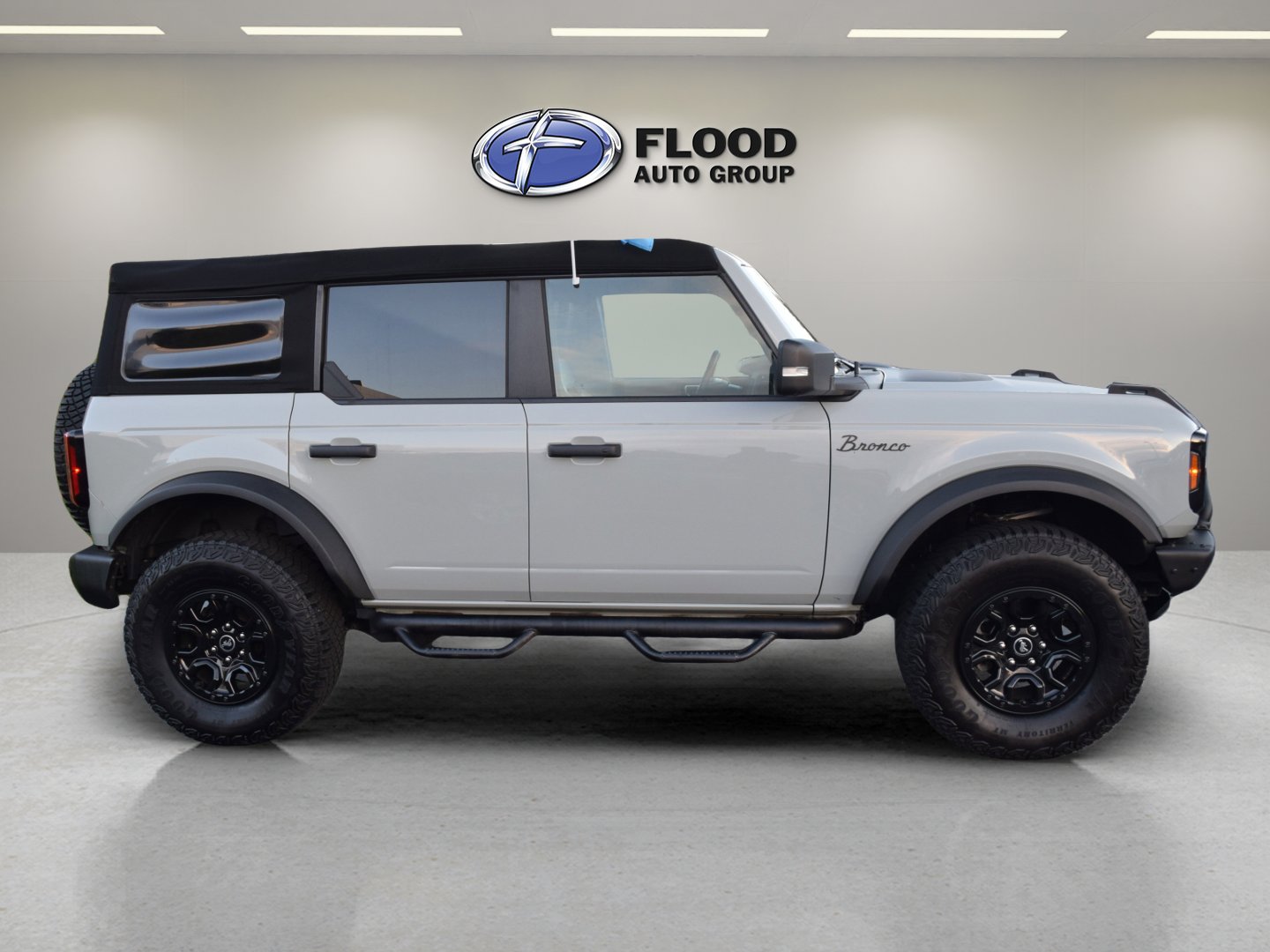 Certified 2022 Ford Bronco Wildtrak image 3