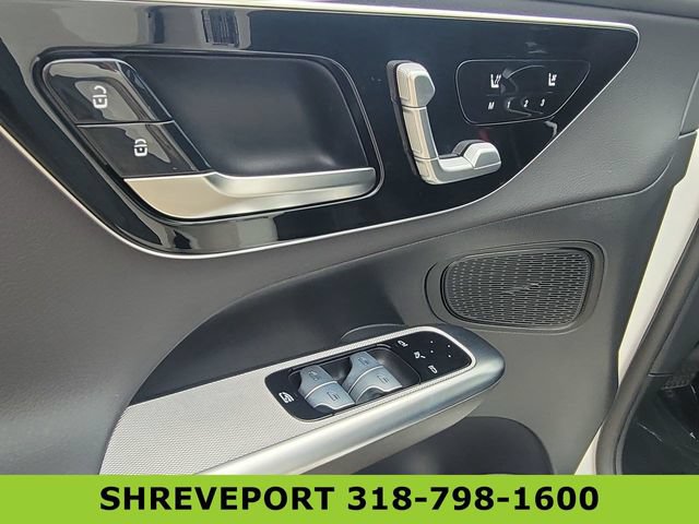 Used 2025 Mercedes-Benz GLC 300 image 23