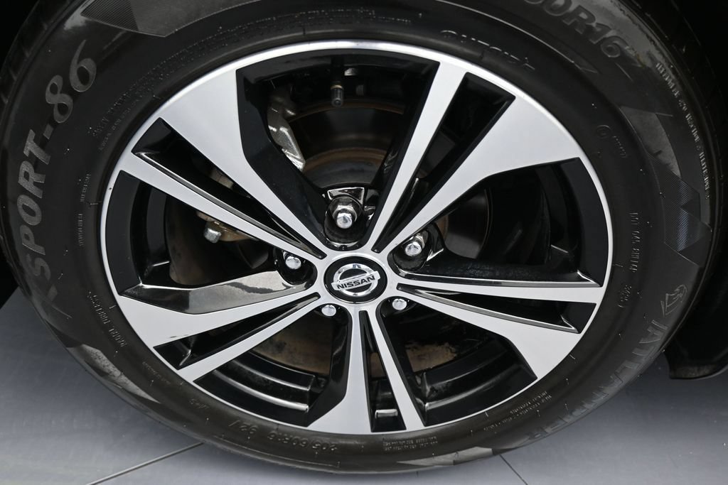 Used 2021 Nissan Sentra SV FWD image 38