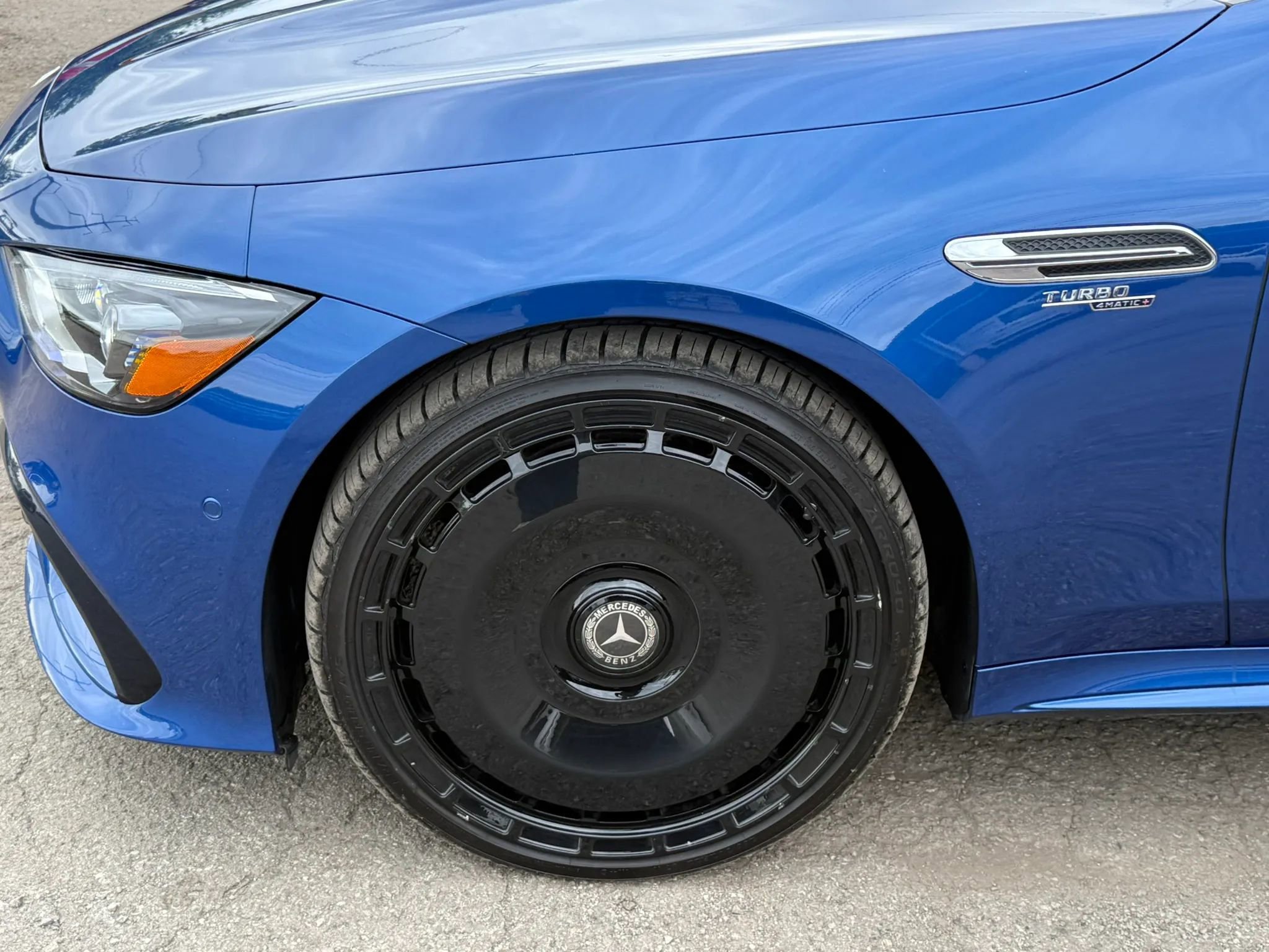 Used 2022 Mercedes-Benz AMG GT 53 image 29