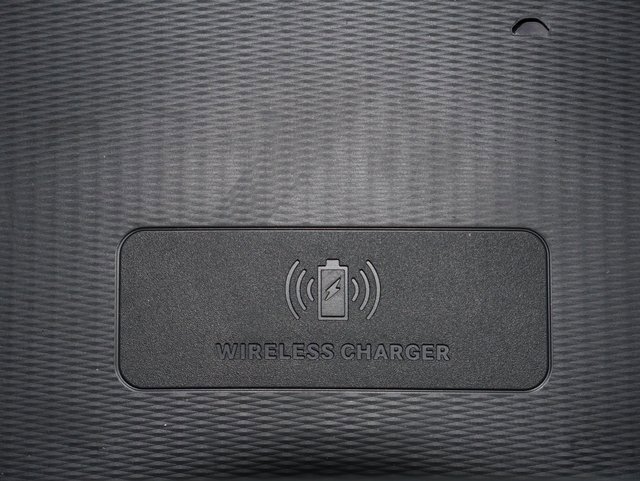 New 2025 Jeep Grand Cherokee Laredo X w/ Luxury Tech Group I image 4