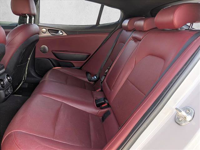 Used 2018 Kia Stinger GT1 RWD image 15