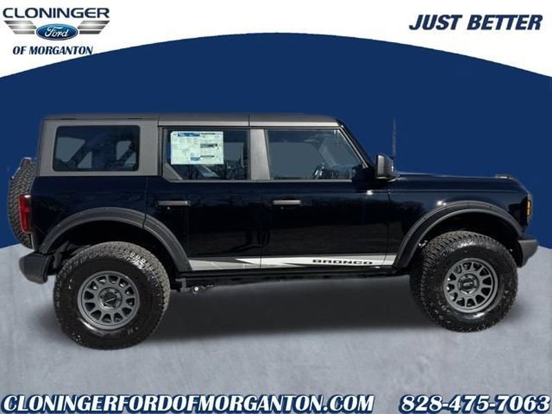 New 2025 Ford Bronco 4-Door image 9