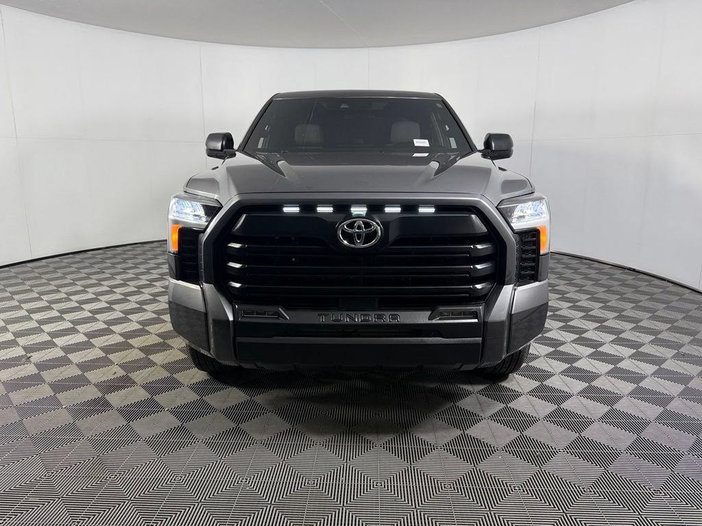 Used 2025 Toyota Tundra SR5 w/ SR5 Convenience Package AWD/4WD image 10
