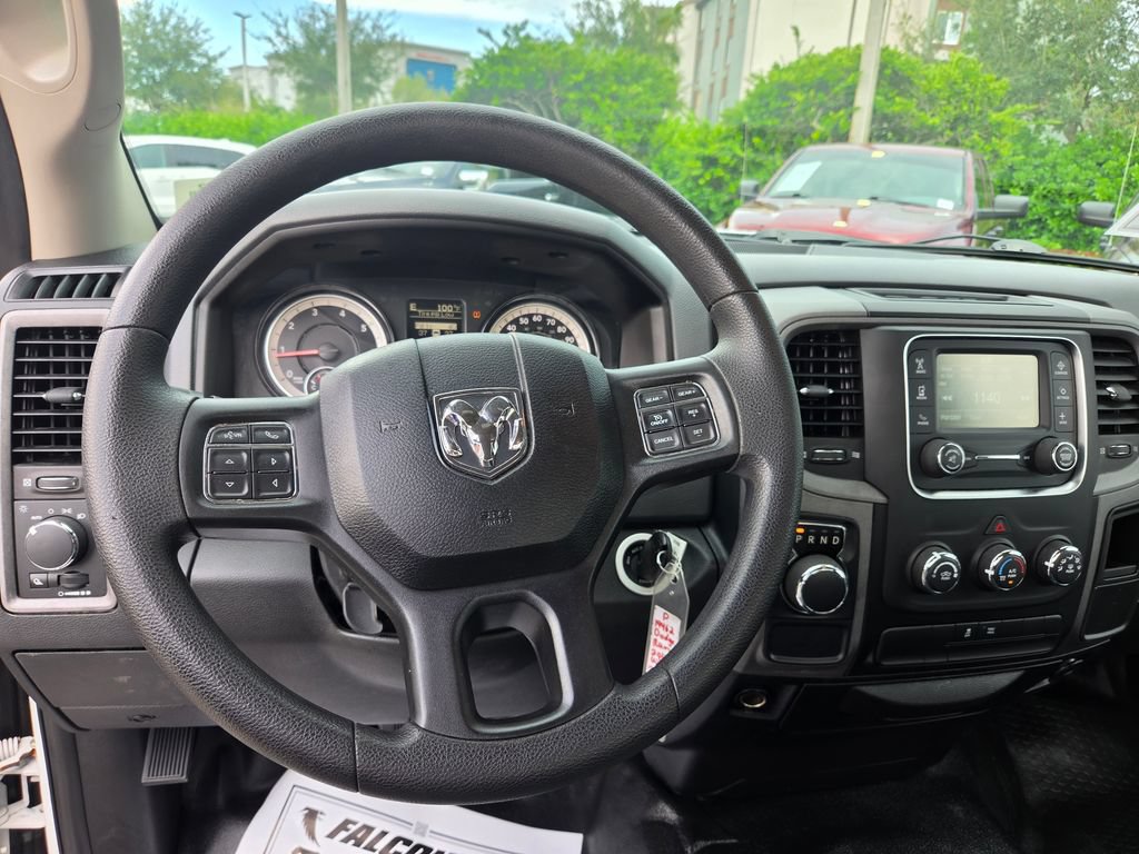 Used 2018 RAM 1500 Express RWD image 21