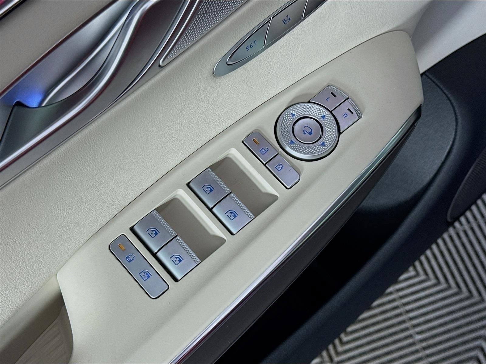 New 2026 Genesis GV70 2.5T Select image 20