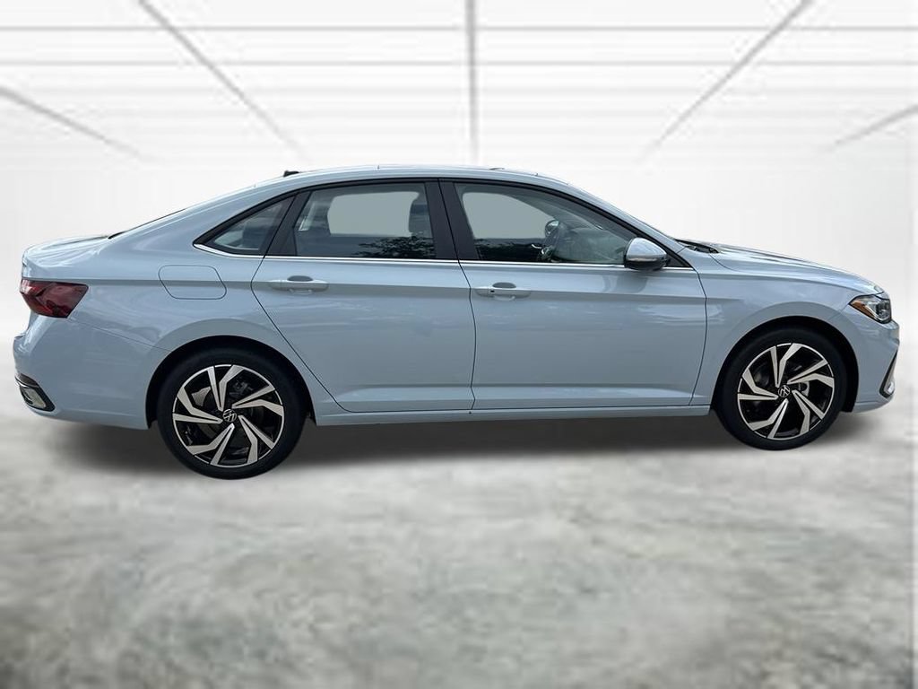 New 2027 Volkswagen Jetta SEL FWD image 7