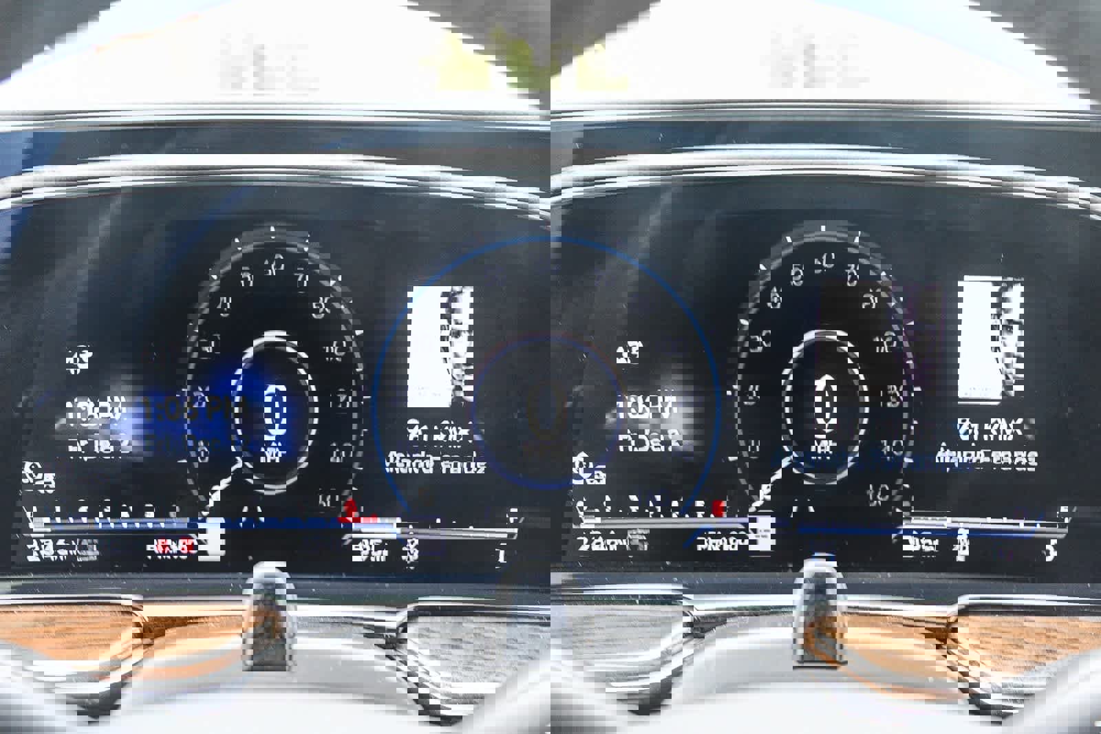 Used 2023 Cadillac Escalade ESV Sport Platinum w/ LPO, ONYX Package image 21