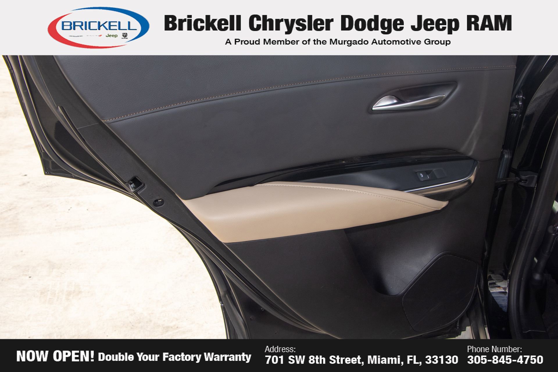 Used 2024 Cadillac XT4 Luxury w/ Cold Weather Package image 11