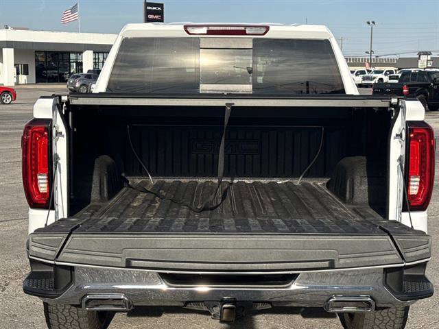 Used 2023 GMC Sierra 1500 SLT w/ SLT Premium Package image 8