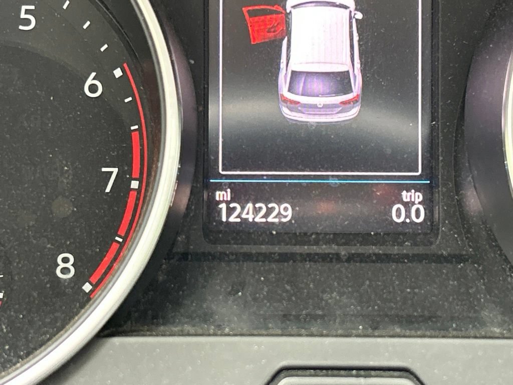 Used 2019 Volkswagen Tiguan S w/ Driver Assistance Package FWD image 14