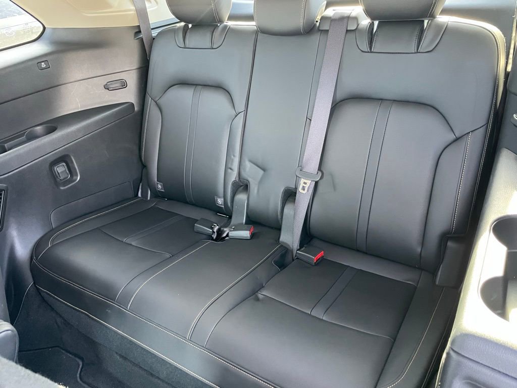 Certified 2024 MAZDA CX-90 Plug-In Hybrid w/ Premium Pkg image 8