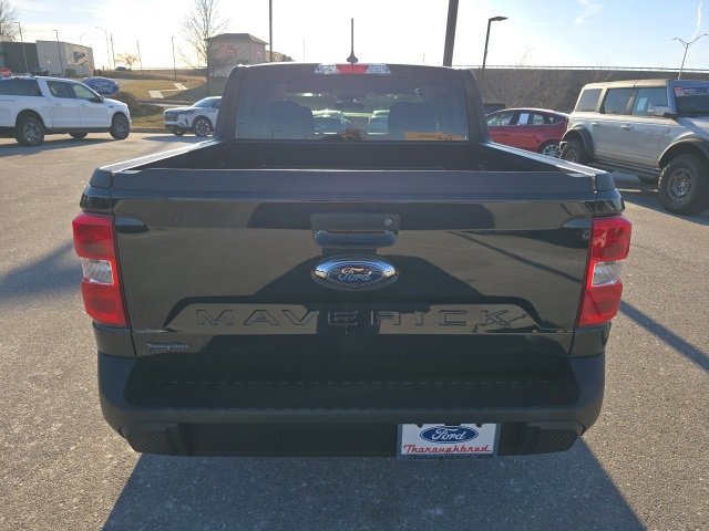 Certified 2022 Ford Maverick XL image 4