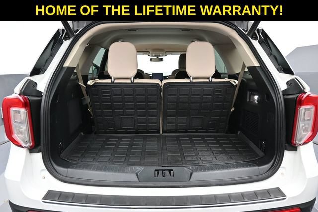 Used 2021 Ford Explorer Limited w/ Equipment Group 301A AWD/4WD image 40