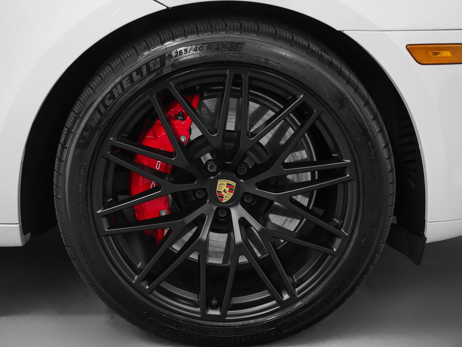 Certified 2022 Porsche Macan GTS image 17