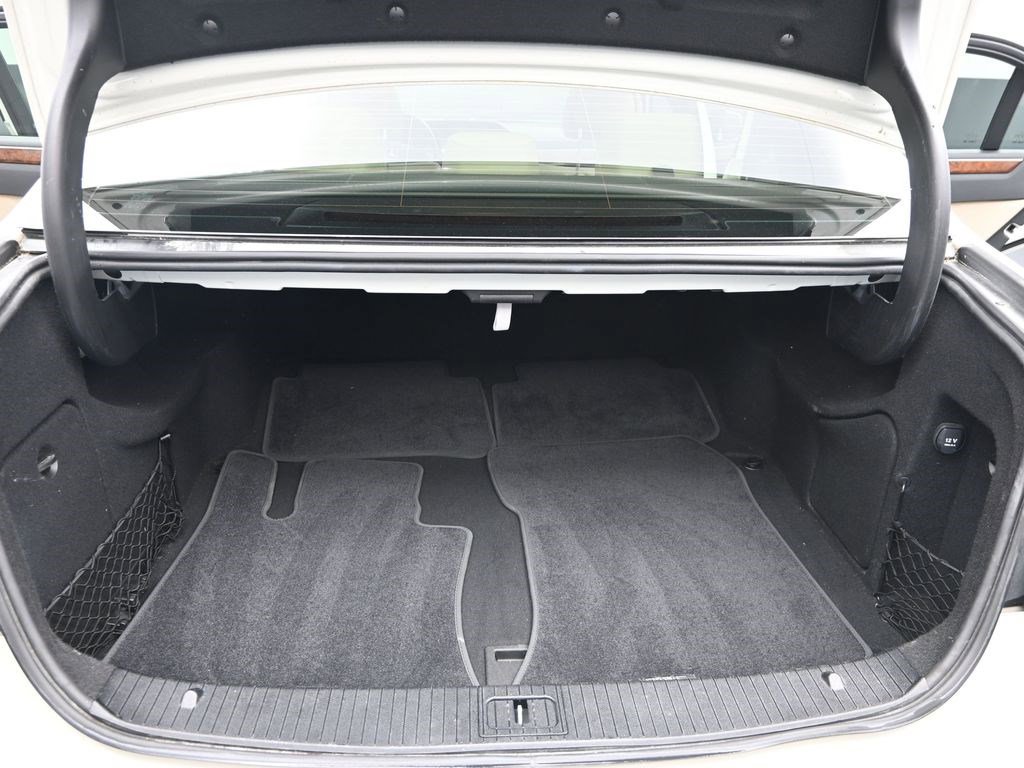 Used 2012 Mercedes-Benz E 350 BlueTEC Sedan image 18