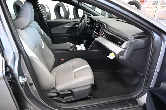 New 2026 Toyota Camry SE FWD image 11