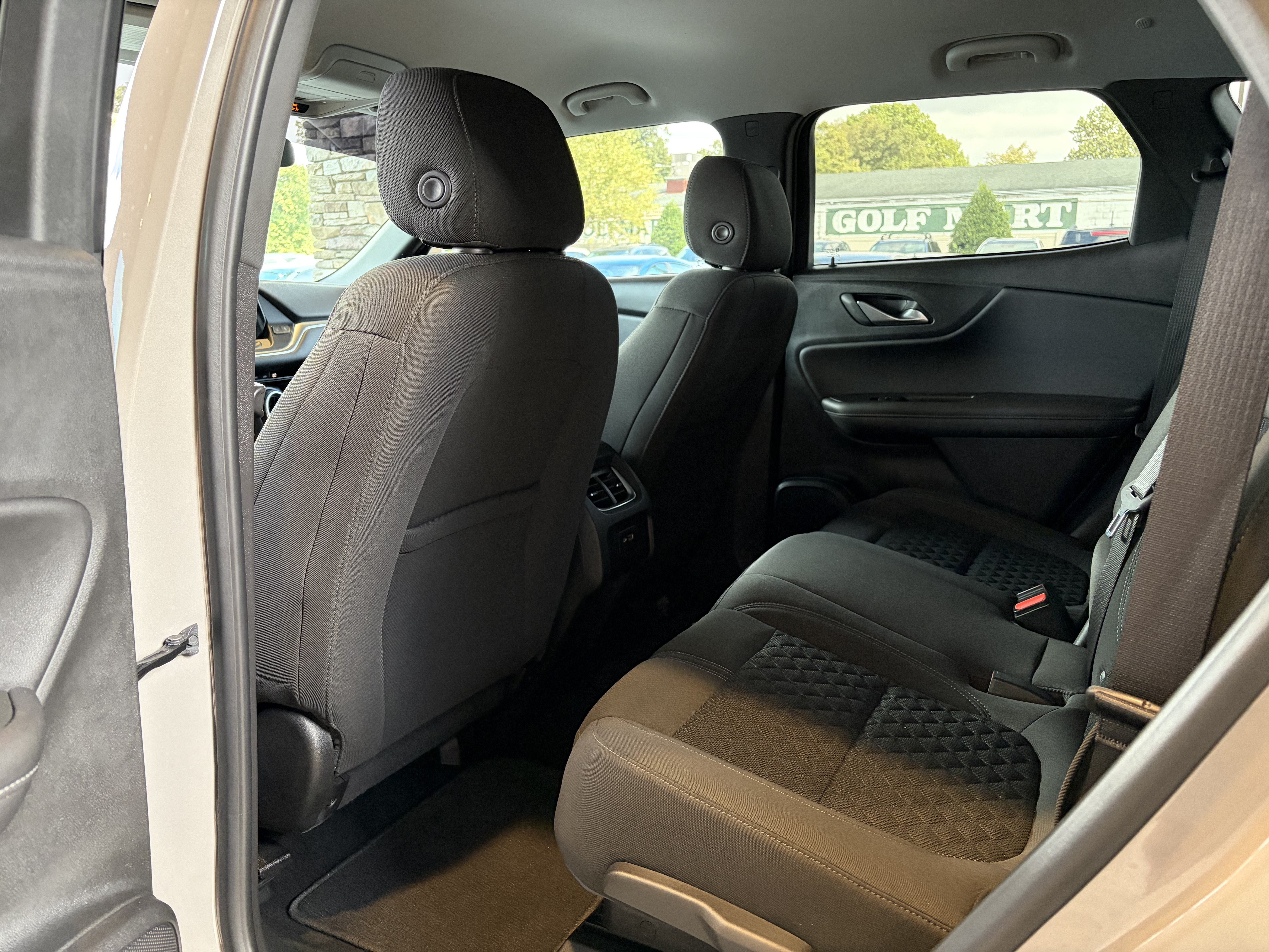Used 2021 Chevrolet Blazer LT FWD image 22