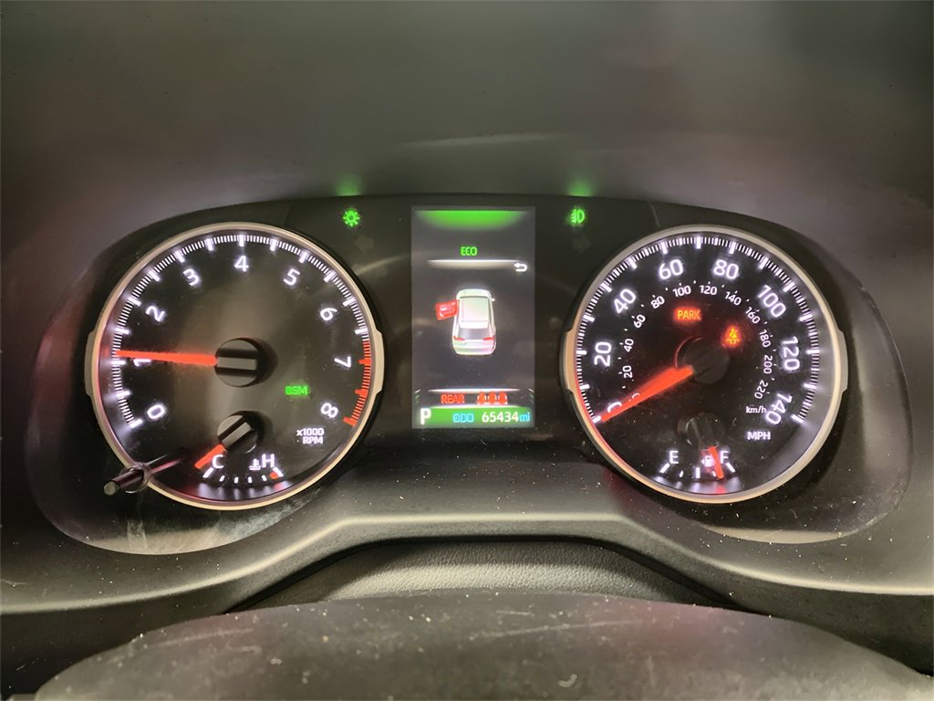 Used 2021 Toyota RAV4 XLE image 2