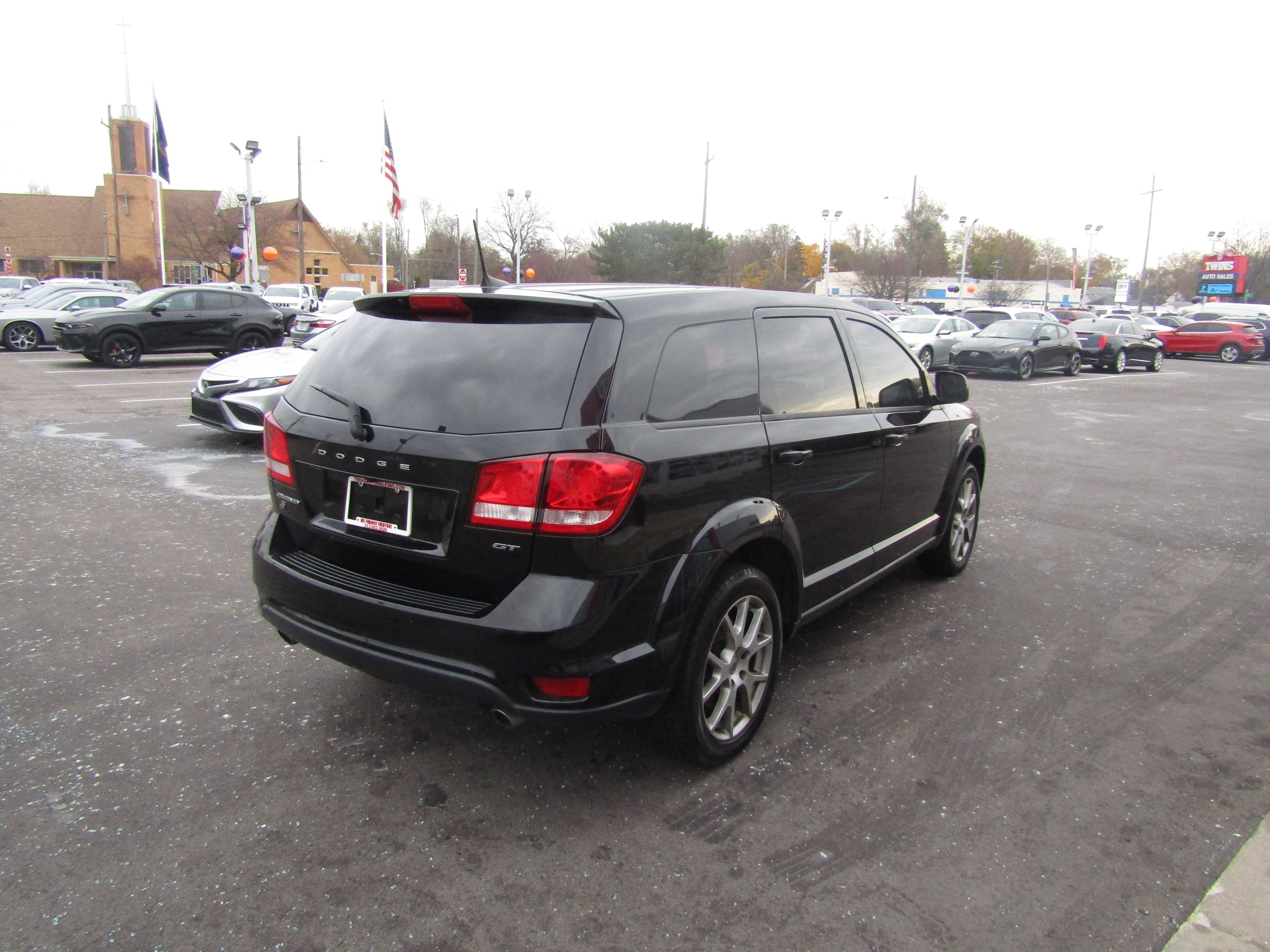 Used 2019 Dodge Journey GT image 4