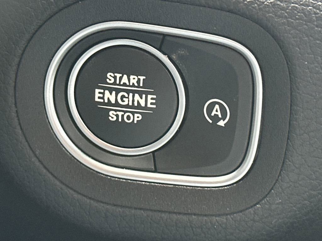 Certified 2022 Mercedes-Benz GLE 350 4MATIC w/ 3rd Row Seat Package image 25