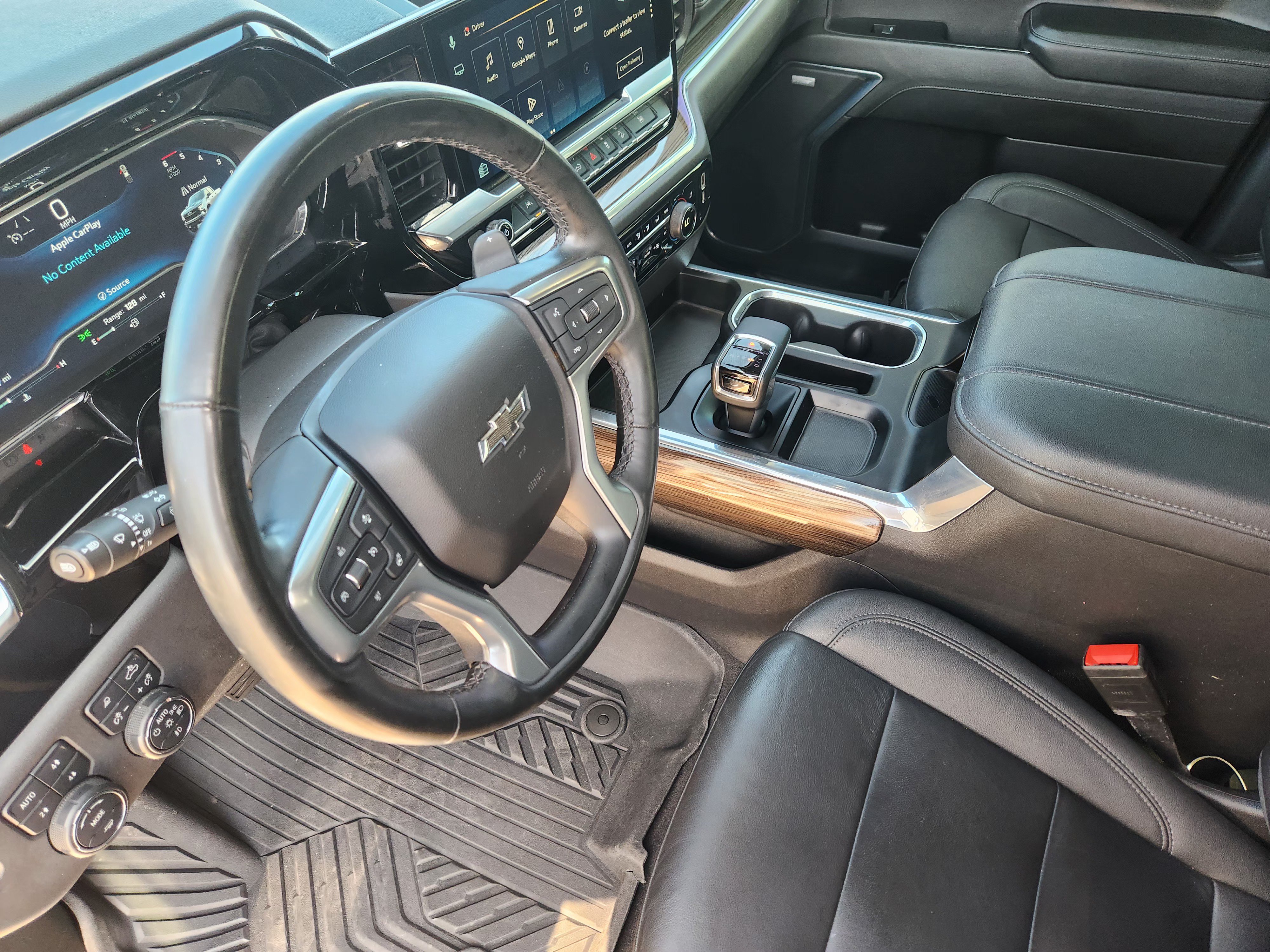 Used 2023 Chevrolet Silverado 1500 LT Trail Boss w/ LT Trail Boss Premium Package AWD/4WD image 14
