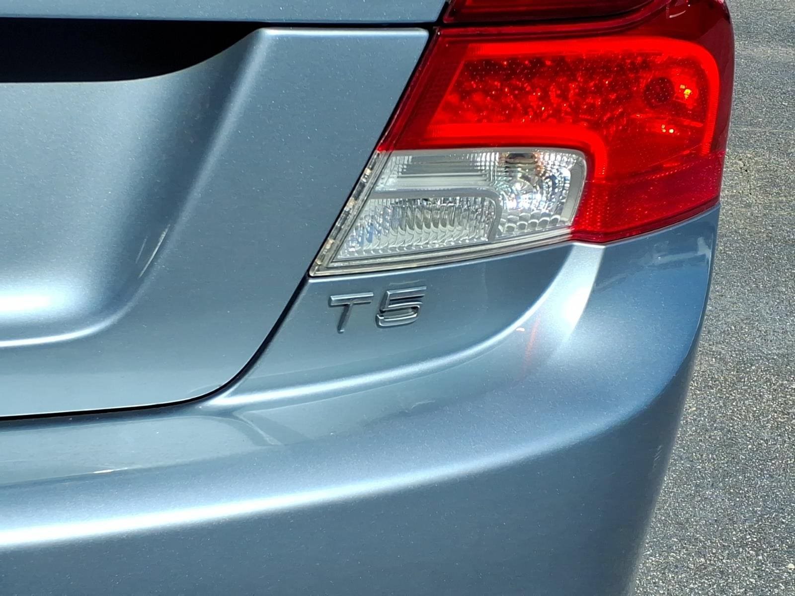 Used 2013 Volvo C70 T5 w/ Climate Pkg FWD image 6