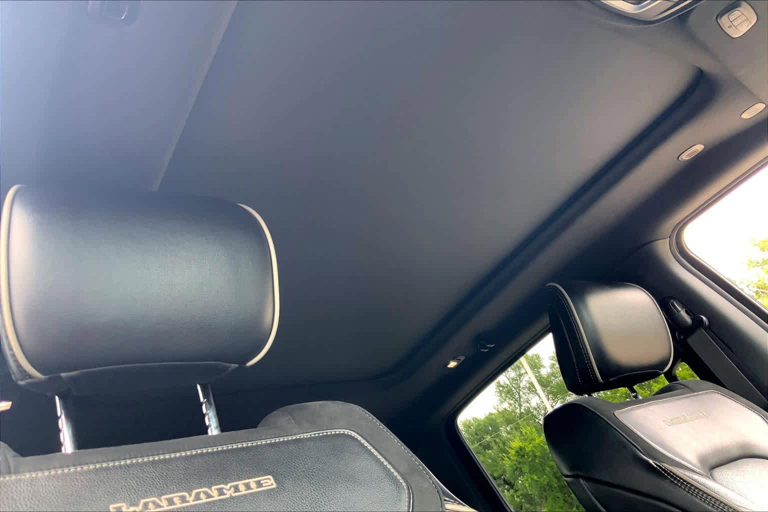 Used 2019 RAM 1500 Laramie AWD/4WD image 14
