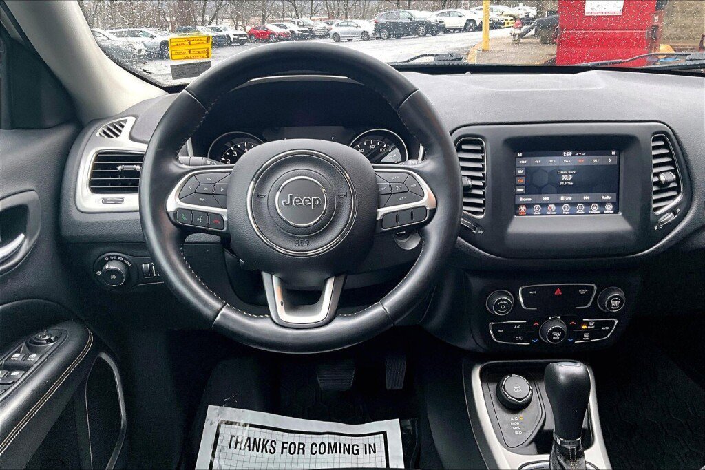 Used 2020 Jeep Compass Latitude image 7