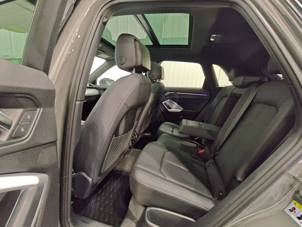 Used 2022 Audi Q3 2.0T Premium Plus AWD/4WD image 27