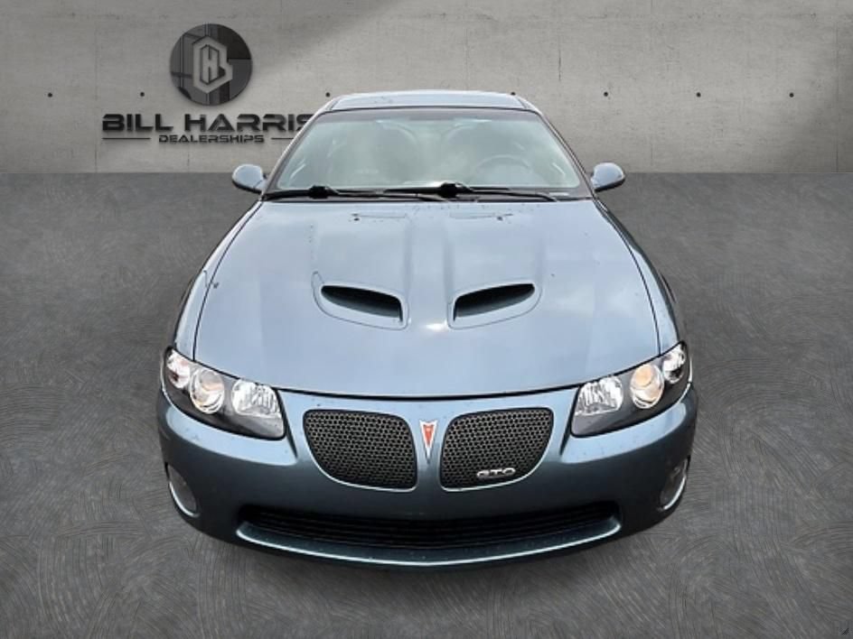 Used 2006 Pontiac GTO RWD image 2