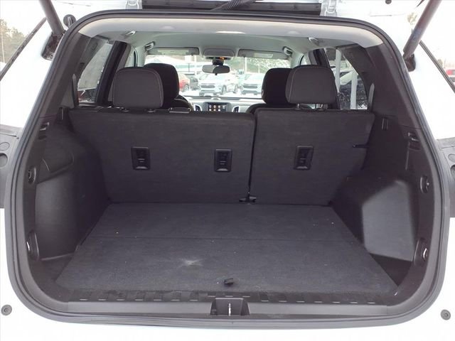 Used 2022 Chevrolet Equinox LT w/ Driver Convenience Package image 17