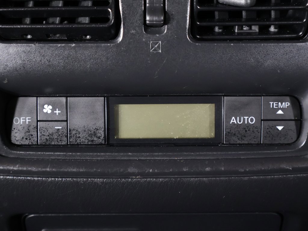 Used 2020 Nissan Pathfinder S image 45