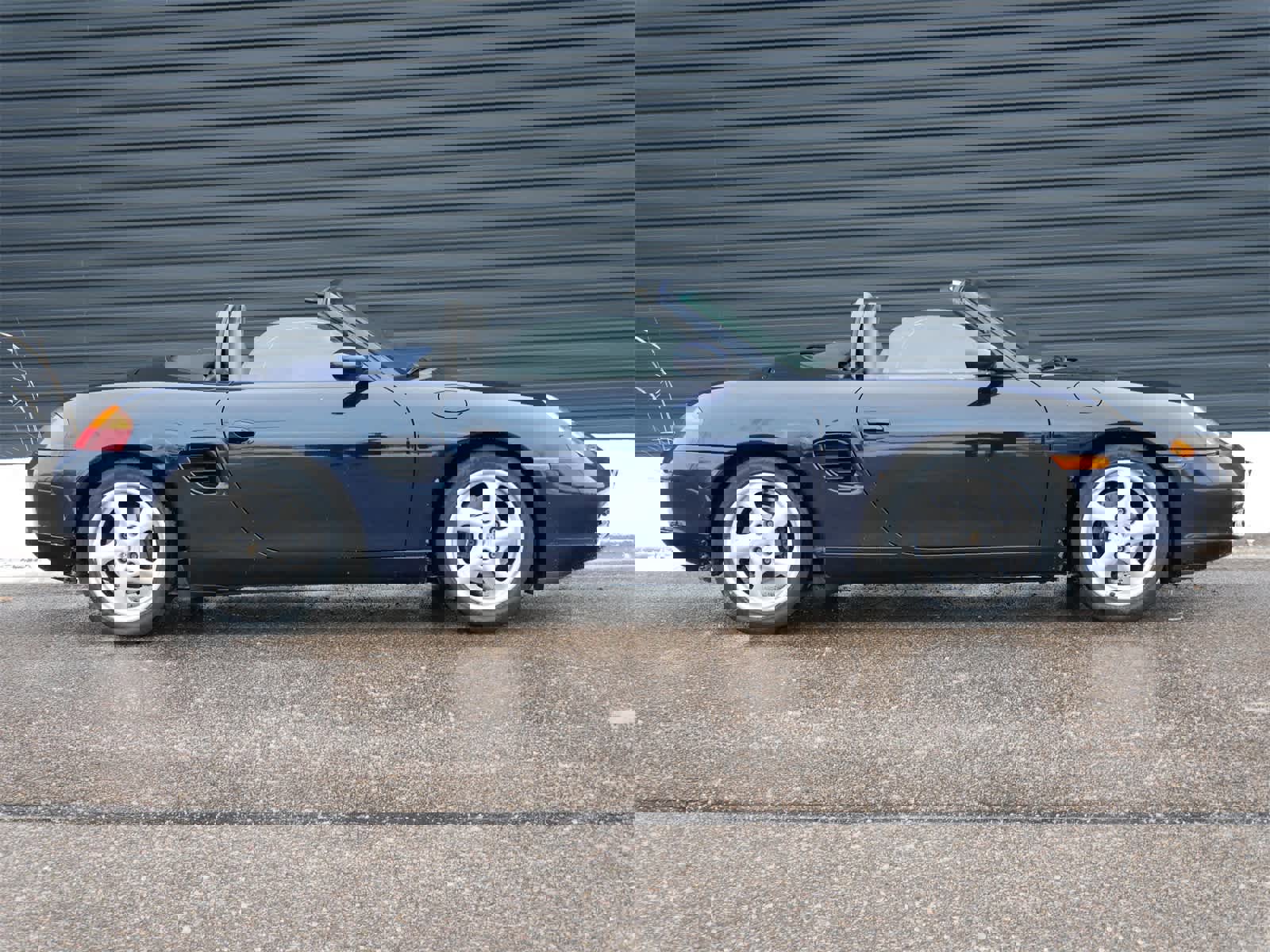 Used 1998 Porsche Boxster image 24