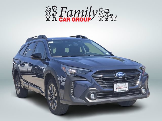 Used 2025 Subaru Outback Onyx Edition AWD/4WD image 2