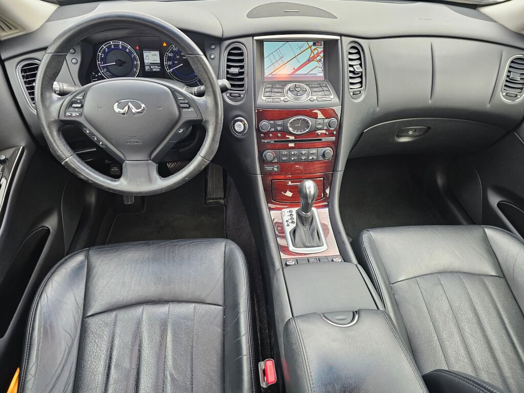 Used 2016 INFINITI QX50 AWD w/ Premium Plus Package image 23