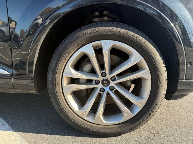 Used 2025 Audi Q7 2.0T Premium w/ Convenience Package image 11