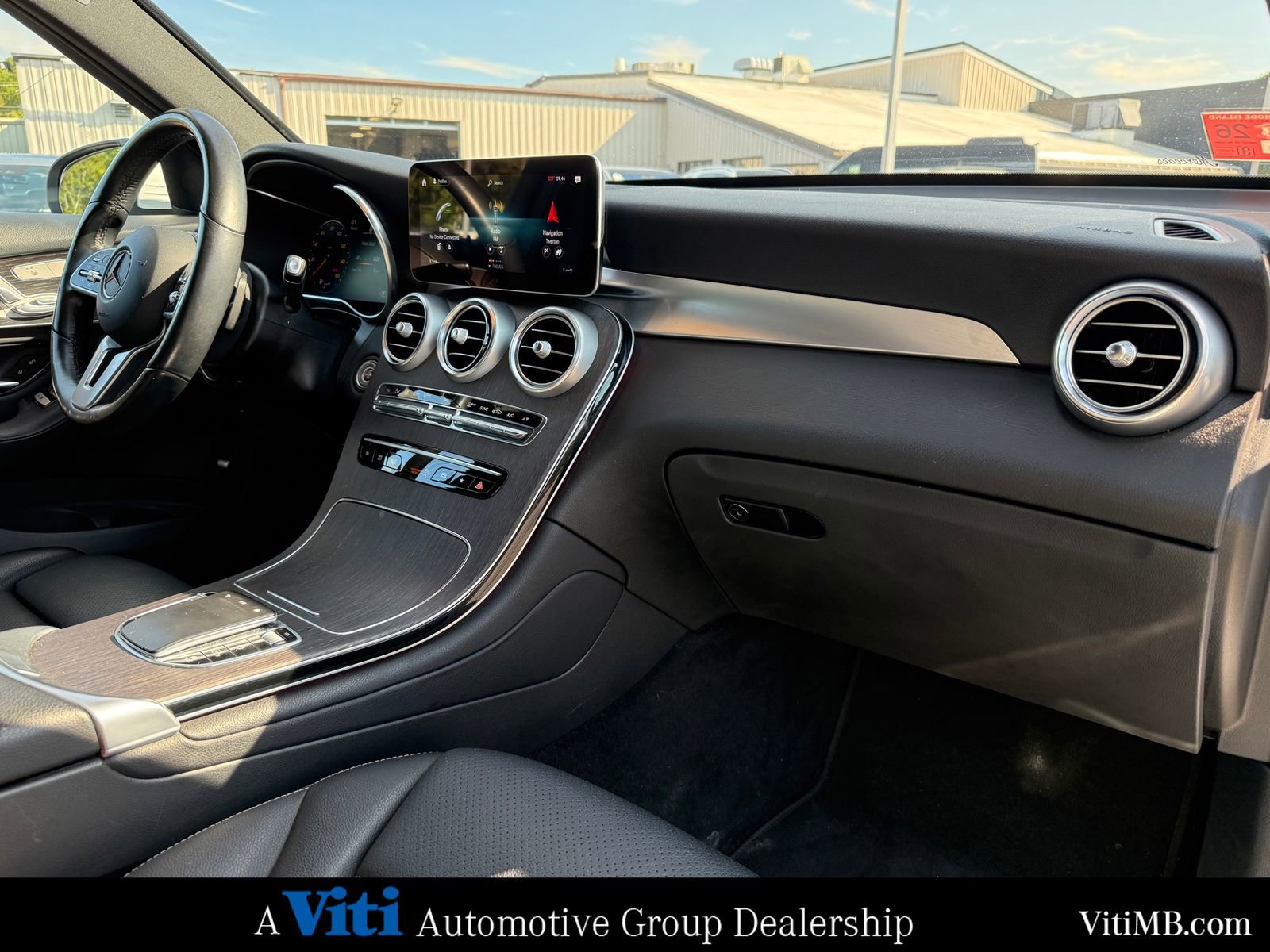 Certified 2022 Mercedes-Benz GLC 300 4MATIC image 28