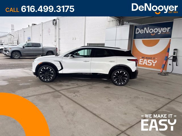 Used 2024 Chevrolet Blazer EV RS AWD/4WD image 8