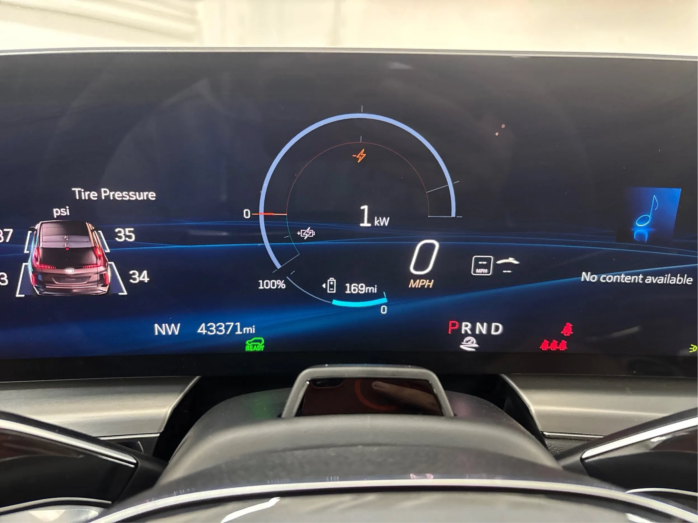 Used 2023 Cadillac Lyriq AWD image 23