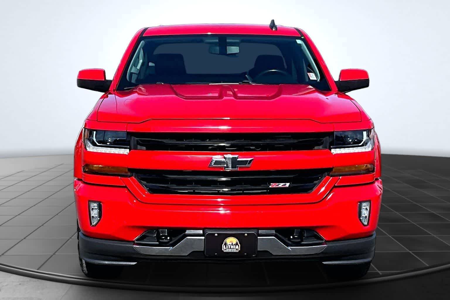 Used 2018 Chevrolet Silverado 1500 LT w/ All Star Edition AWD/4WD image 6