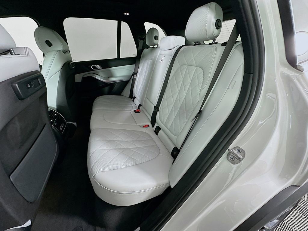 Certified 2023 BMW X5 xDrive40i w/ Parking Assistance Package image 25